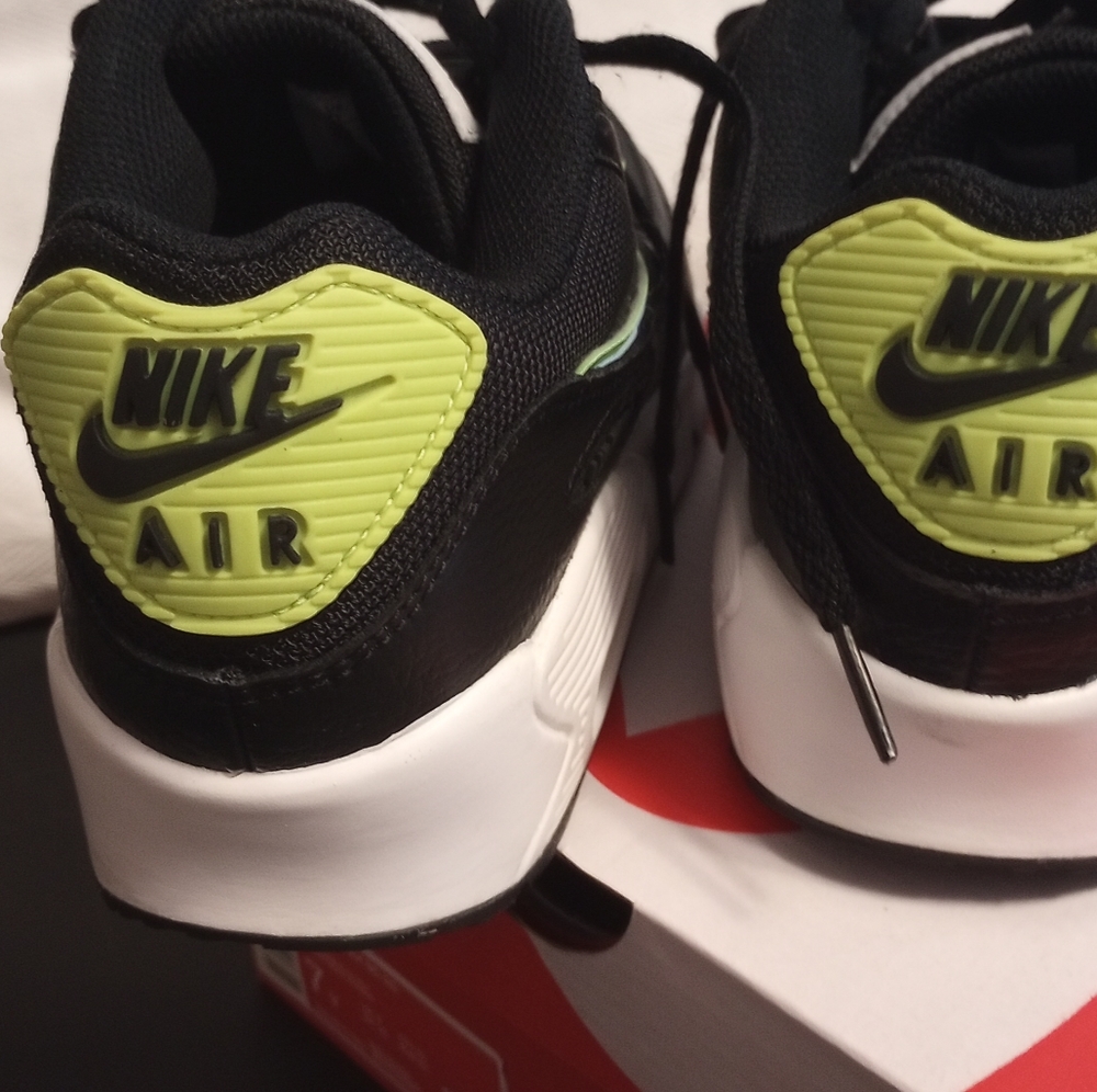 Hot Boys Nike Air Max 90 SE GS Black 7Y - Picture 6 of 6